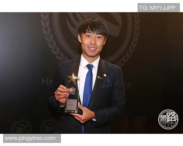 足球明星贝丽的传奇人生与职业生涯全景解析